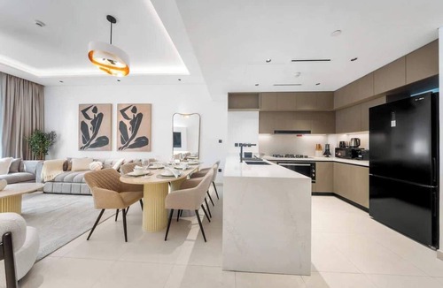 Jumeirah Village Circle Apartment | 3BR Oasis nr Circle Mall | Sauna, Gym & Pool