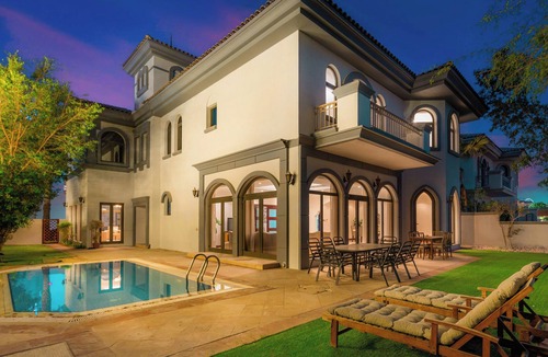 Palm Jumeirah Villa | 5-br Villa on the Palm Jumeirah, Frond P