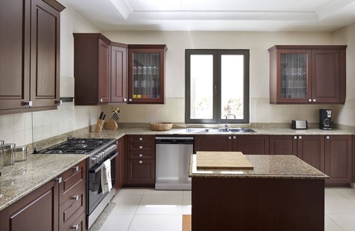 Palm Jumeirah Villa | 7,000 sq ft Palm Beachfront Estate, 6 Bed Ensuite, Private Pool