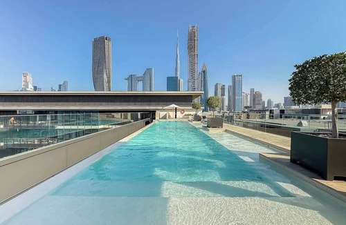 Al Wasl Apartment | Airstay | Luxury 3BR + Guest Room | CocaCola Arena