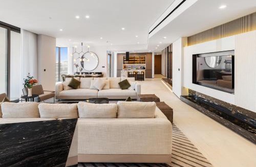 Dubai Marina Apartment | Allsopp & Allsopp - 4-Bedroom Penthouse with Panoramic Views in LIV Marina, Dubai Marina