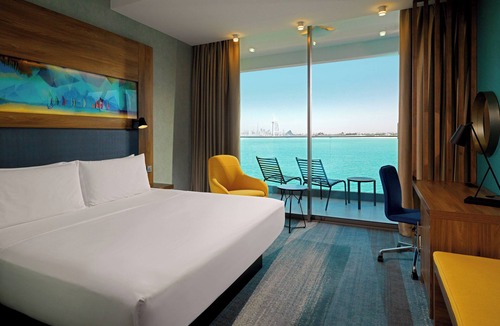 Palm Jumeirah Hotel | Aloft by Marriott Palm Jumeirah
