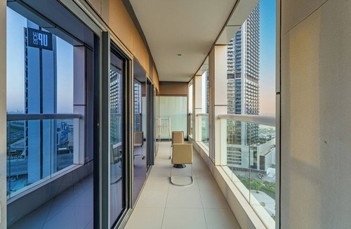 Business Bay Apartment | Amazing 1BR, 10 mins to Burj Khalifa