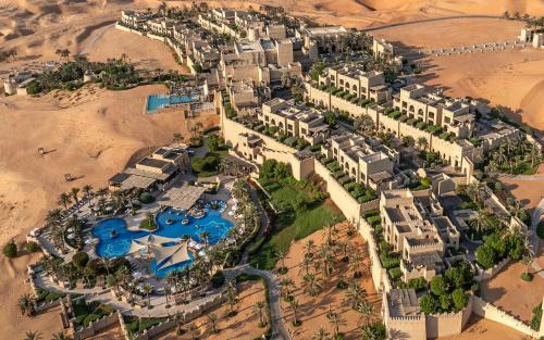 Mahdar Bin Usayyan Resort | Anantara Qasr al Sarab Desert Resort