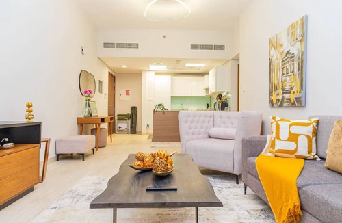 Jadaf Apartment | Bloomfields Splendid 1BR in Al Jadda