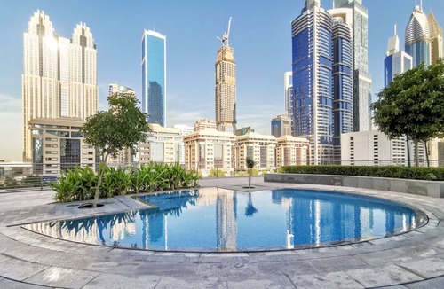 DIFC Apartment | Blueground | DIFC, pool, nr Burj Khalifa