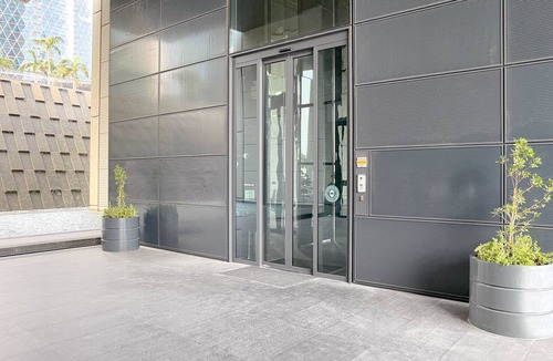 DIFC Apartment | Blueground | DIFC, pool, nr Burj Khalifa