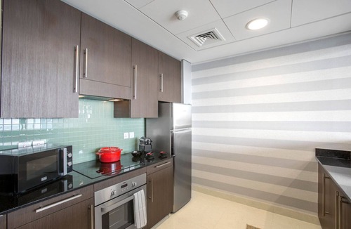 Trade Centre Area Apartment | Blueground | DIFC, pool, nr Burj Khalifa