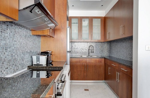 DIFC Apartment | Blueground | DIFC, pool, nr Central Park