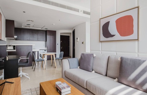 Bur Dubai Apartment | Blueground | DIFC, pool, nr Dubai Mall