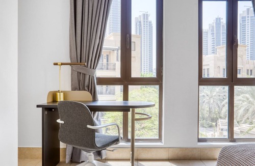 Downtown Dubai Apartment | Blueground | Old Town, pool, nr City Park