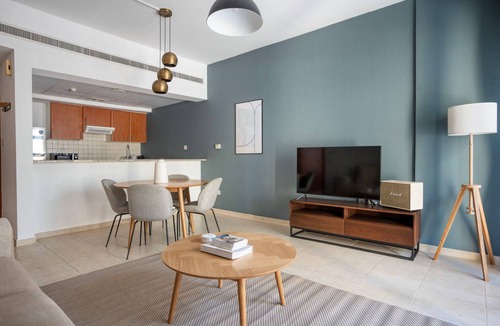The Greens Apartment | Blueground | The Greens, pool, nr park