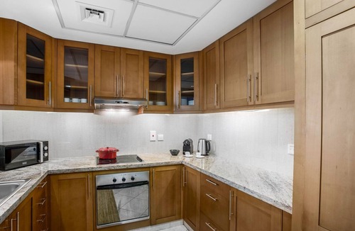 Dubai Apartment | Blueground | The Views, pool, nr Golf Course