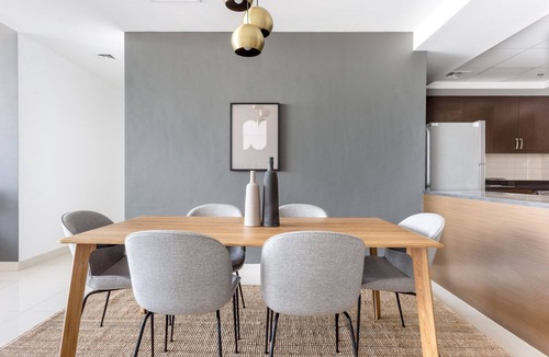 Trade Center Apartment | Blueground | Trade Centre 1, pool, nr Dubai Mall