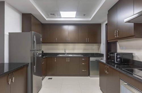 Trade Center Apartment | Blueground | Trade Centre 1, pool, nr Dubai Mall