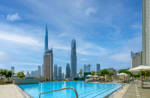 Za'abeel 2 Apartment | Caabi I The Cinema Suite Luxury 2-Bed Near Dubai Mall