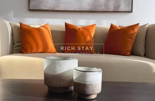 Jebel Ali Apartment | Charming 1BR, Stella Maris in Dubai Marina by Rich Stay