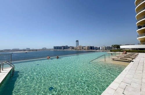 Dubai Marina Apartment | Chic 2 bedroom w Sunset and Palm Jumeirah Views