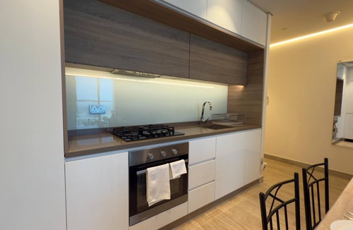 Dubai Marina Apartment | Chic Marina Vibes: 1BR Pad with Epic Views- 914