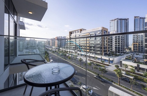 Nad Al Sheba Apartment | Chic Studio in Azizi Riviera 46, Al Merkadh by Deluxe Holiday Homes