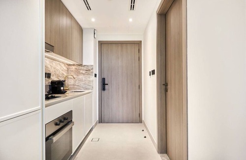 Al Barsha Apartment | Chic Studio | Pool View Balcony | Avelon Arjan