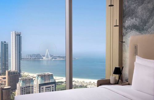 Dubai Marina Hotel | Ciel Dubai Marina, Vignette Collection by IHG