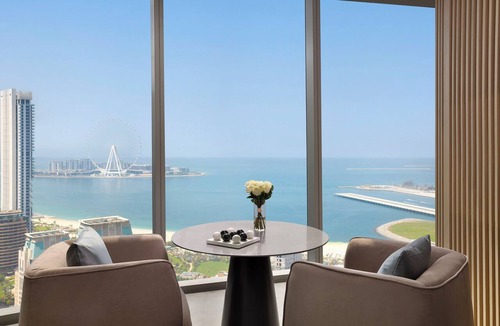 Dubai Marina Hotel | Ciel Dubai Marina, Vignette Collection by IHG