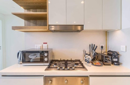 Za'abeel 2 Apartment | City Skyline View, 1BR Luxury, Access - Dubai Mall