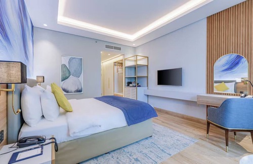 Garhoud Hotel | Classic Room | Movenpick Al Bustan | DXB 5 Min, Spa, Pool | 2 Units