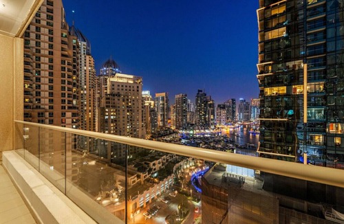 Dubai Apartment | Cozy 2BR in Marina | Great for Families | Near Beach & Mall