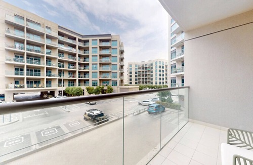 Dubai Apartment | Cozy Modern Studio l Quiet Community l Dubai South
