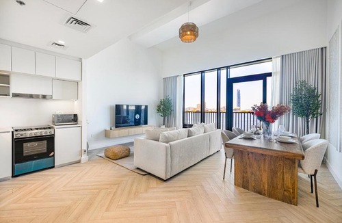 Dubai Apartment | Daniels 1BR at Creek Edge with Waterfront View