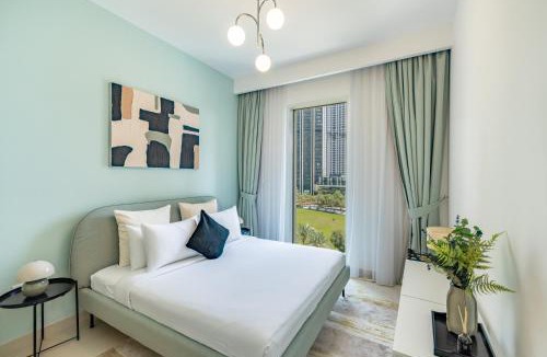 Dubai Apartment | Daniels 1BR with Park View at Creek Horizon