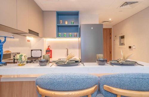 Jumeirah Village Apartment | Deluxe Escape Luxury Wellness Hotel