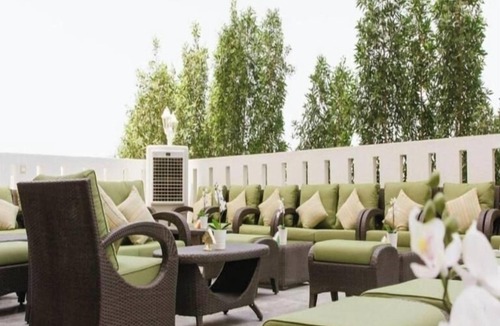 Ras Al Khaimah Apartment | Deluxe King Or Twin Room Near Gardenia Centre