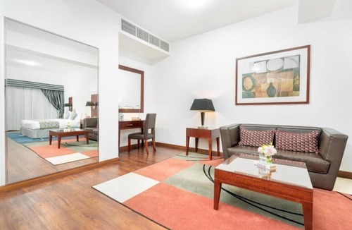 Al Nahda Apartment | Deluxe Room Near Al Nahda Park Sharjah