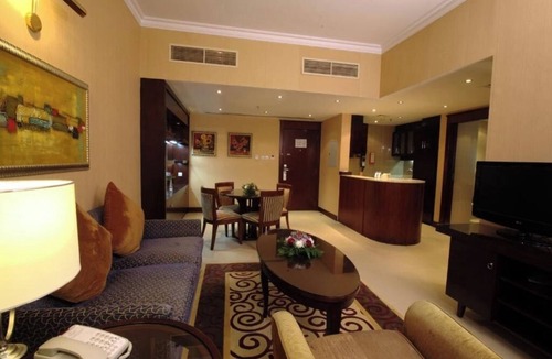 Al-Fujairah Apartment | Deluxe Two Bedroom Suite Near Cady Royal Medical