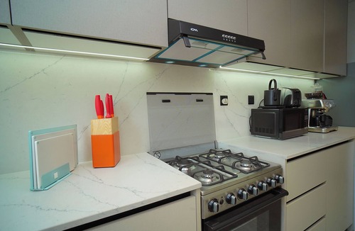 Al Satwa Apartment | Designer 1BR+Studywith DIFC Skyline View & Pool+Gym