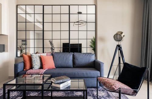 Umm Suqeim 3 Apartment | Designer 1BR with Skyline View in MJL - Near Iconic Burj Al
