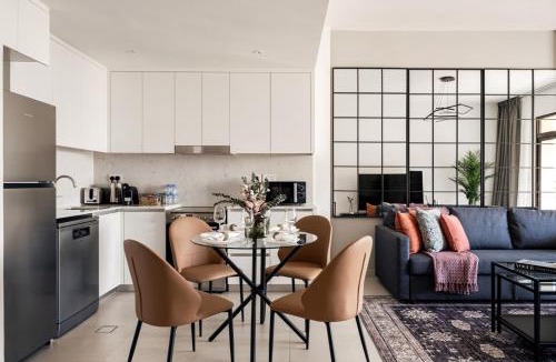 Umm Suqeim 3 Apartment | Designer 1BR with Skyline View in MJL - Near Iconic Burj Al