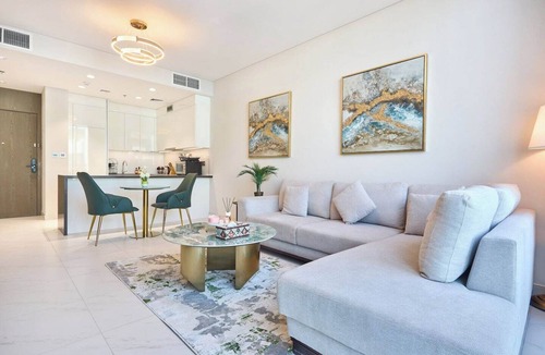 Trade Centre 1 Apartment | District One Residence 15