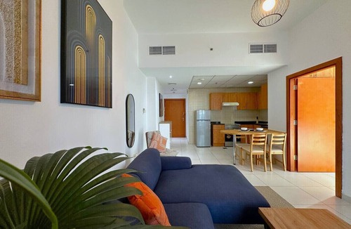 Dubai Marina Apartment | DreamLike Full Pool & Marina View Apartment Dubai