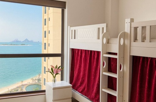 Jumeirah Beach Residence Apartment | Dubai Sea View Hostel , Palm JBR