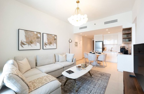 Za'abeel 2 Apartment | Elegant 1BR Apt, Steps Away from Dubai Mall