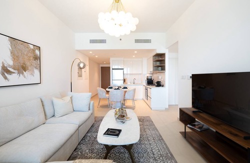 Za'abeel 2 Apartment | Elegant 1BR Apt, Steps Away from Dubai Mall