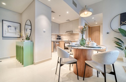 Dubai Apartment | Elegant 1BR at Harbour Views Tower 1 Dubai Creek Harbour by Deluxe Holiday Homes