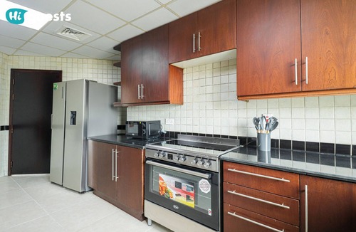 Deira Apartment | Elegant Family Retreat in Dubai's Deira: 3BR Oasis
