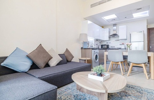 Discovery Gardens Apartment | Elegant Home next to Metro Station in Al Furjan