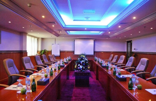 Al Muraqqabat Hotel | Enjoyable 1-bedroom hotel with AC in vibrant Dubai
