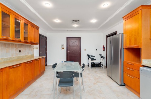 Palm Jumeirah Villa | Exclusive 4BR Villa w/Private Pool & Beach